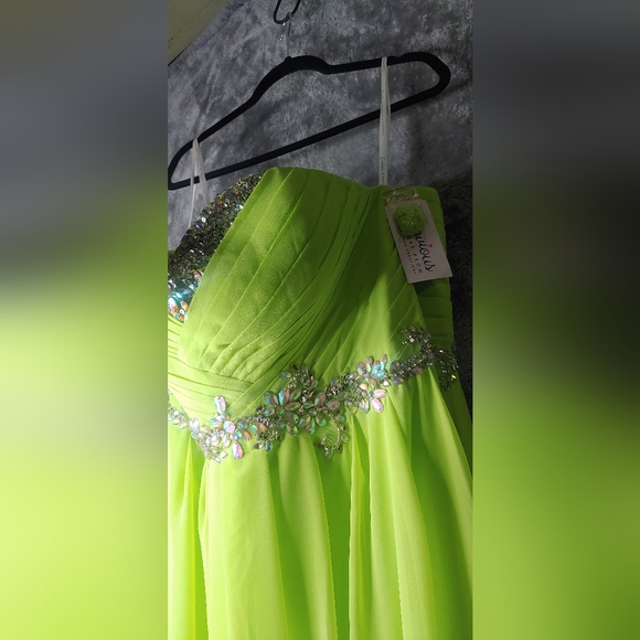 Envious Couture Prom Dress - Picture 2 of 12